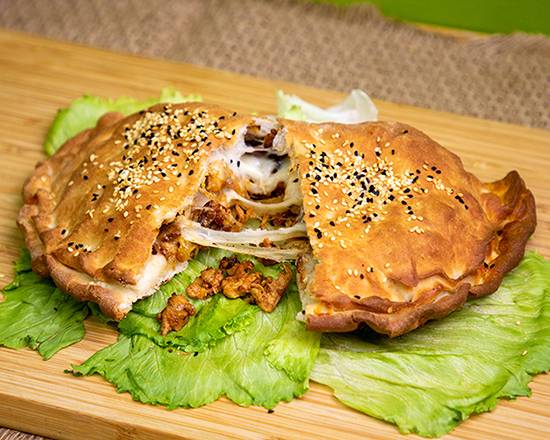 Shawarma Philly Pie Manakish
