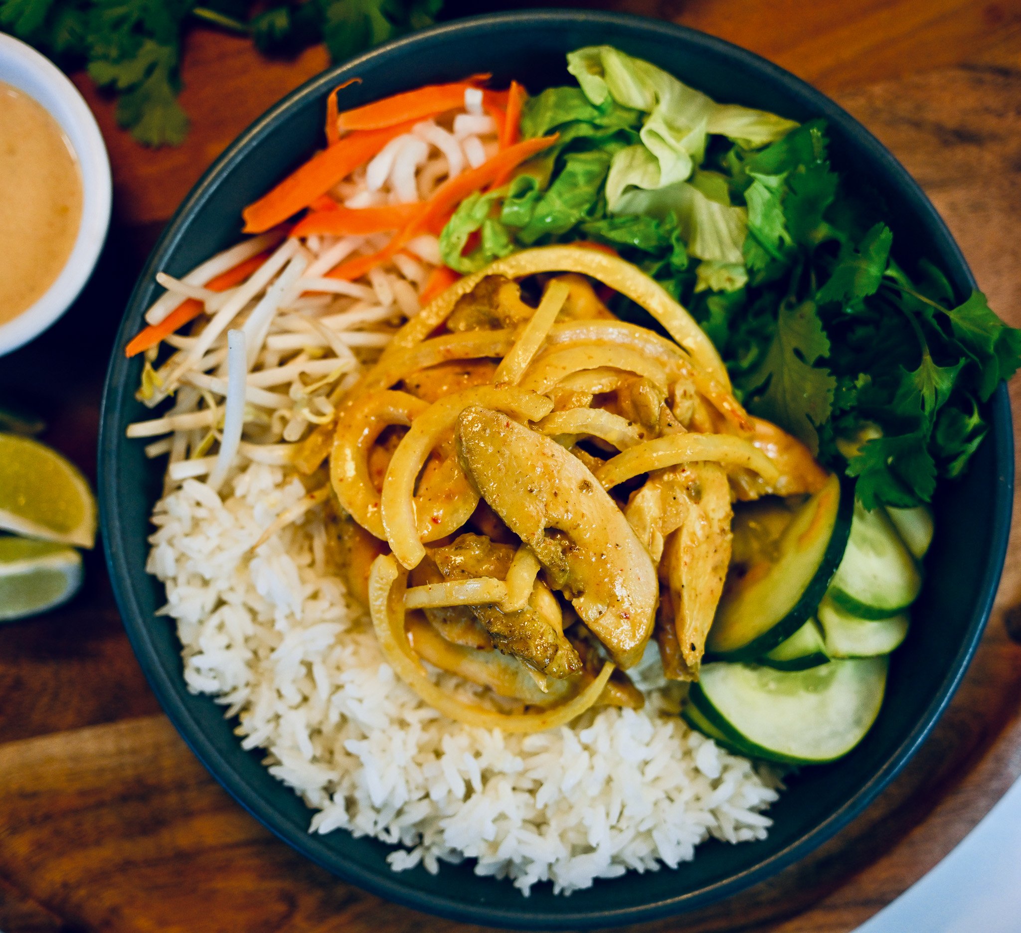 Curry Chicken Rice Bowl - Small Tray