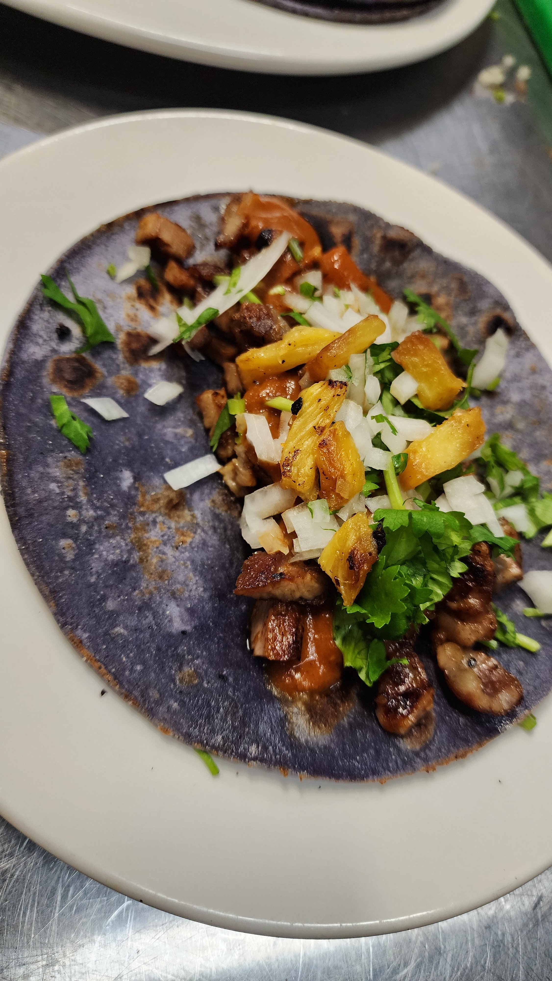 Pastor taco (pork/pineapple)
