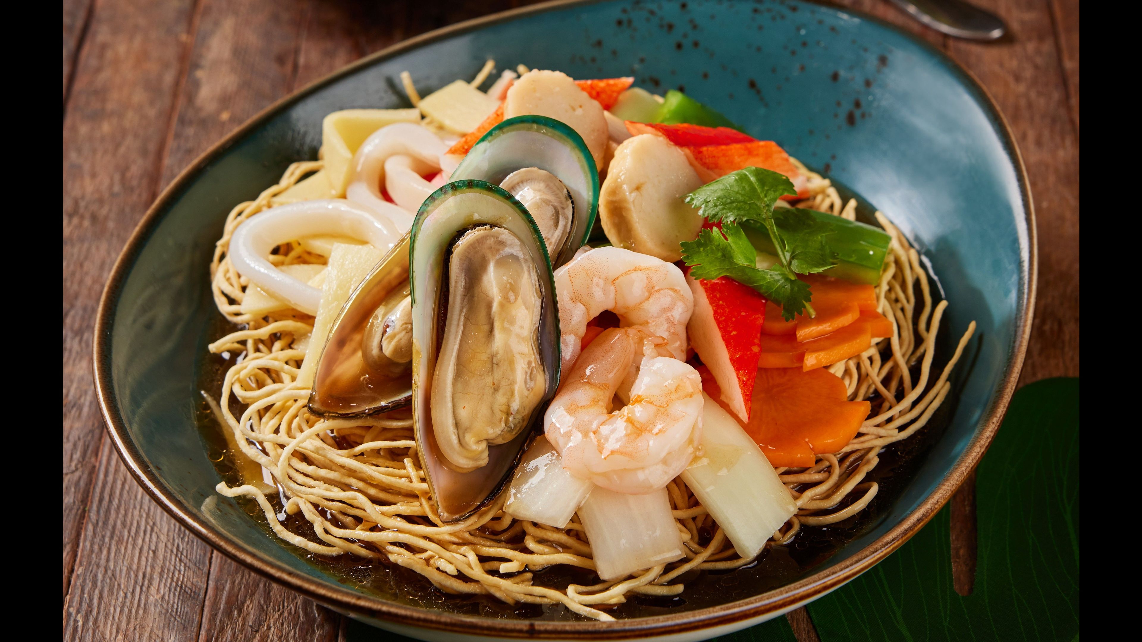 F10L.CRISPY Egg (SEAFOOD)