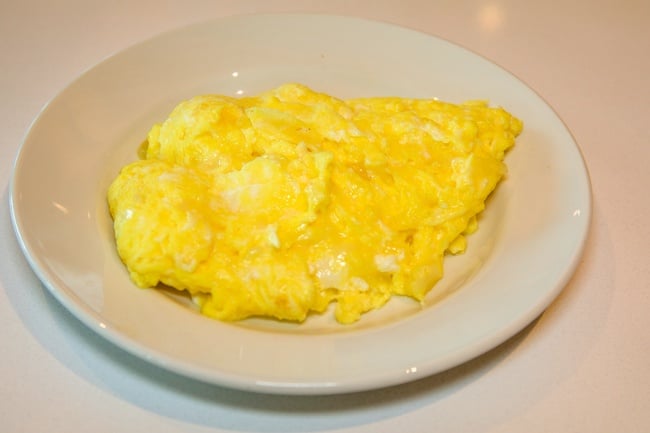 2 Eggs (side)