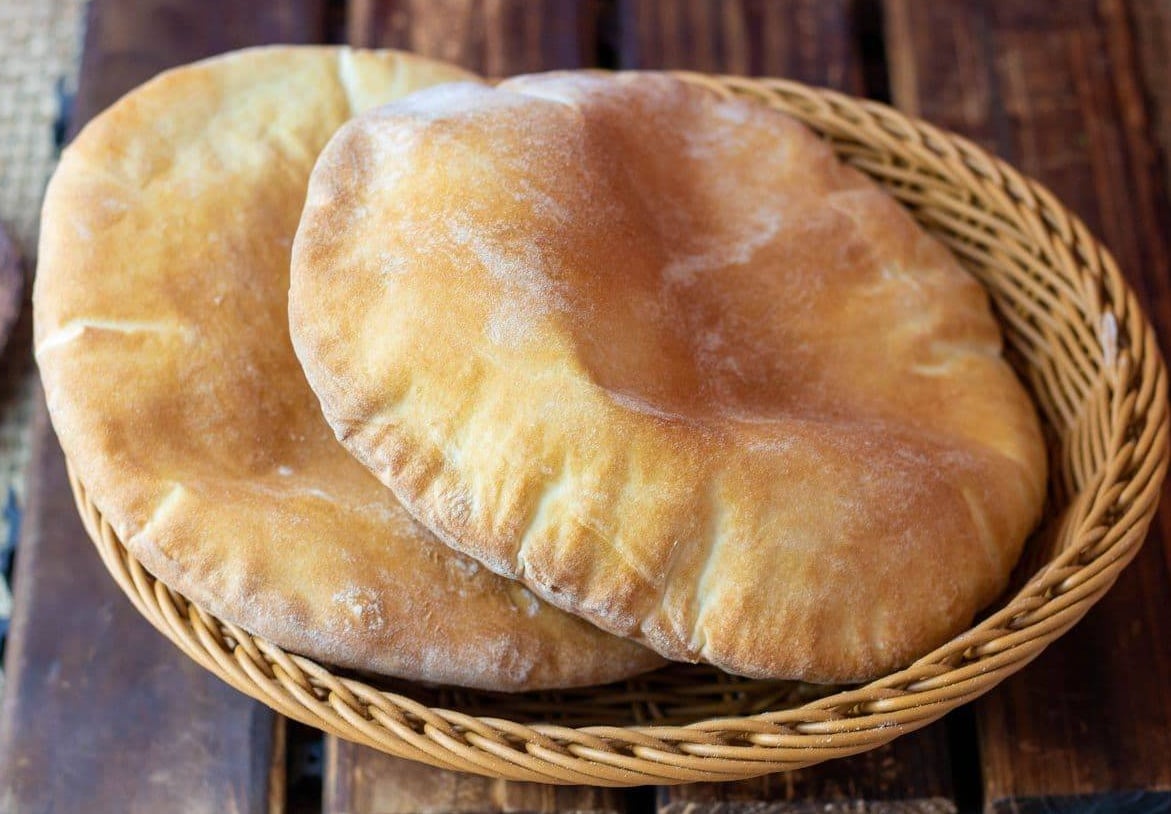 Fresh Baked Bread (1 pc)