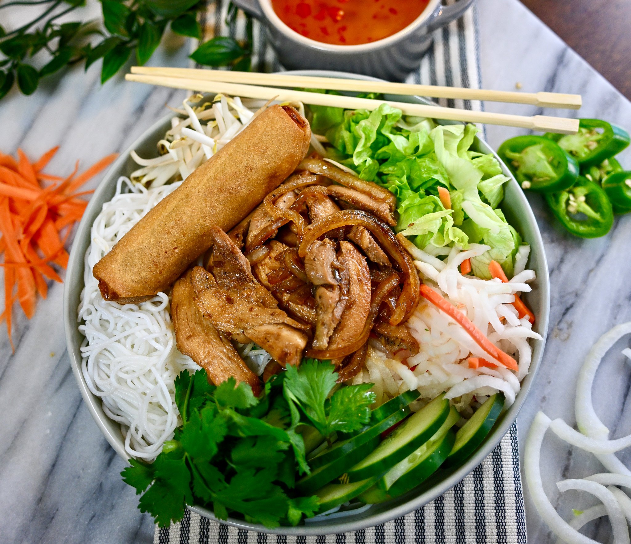 Grilled Chicken Noodle Salad - Small Tray