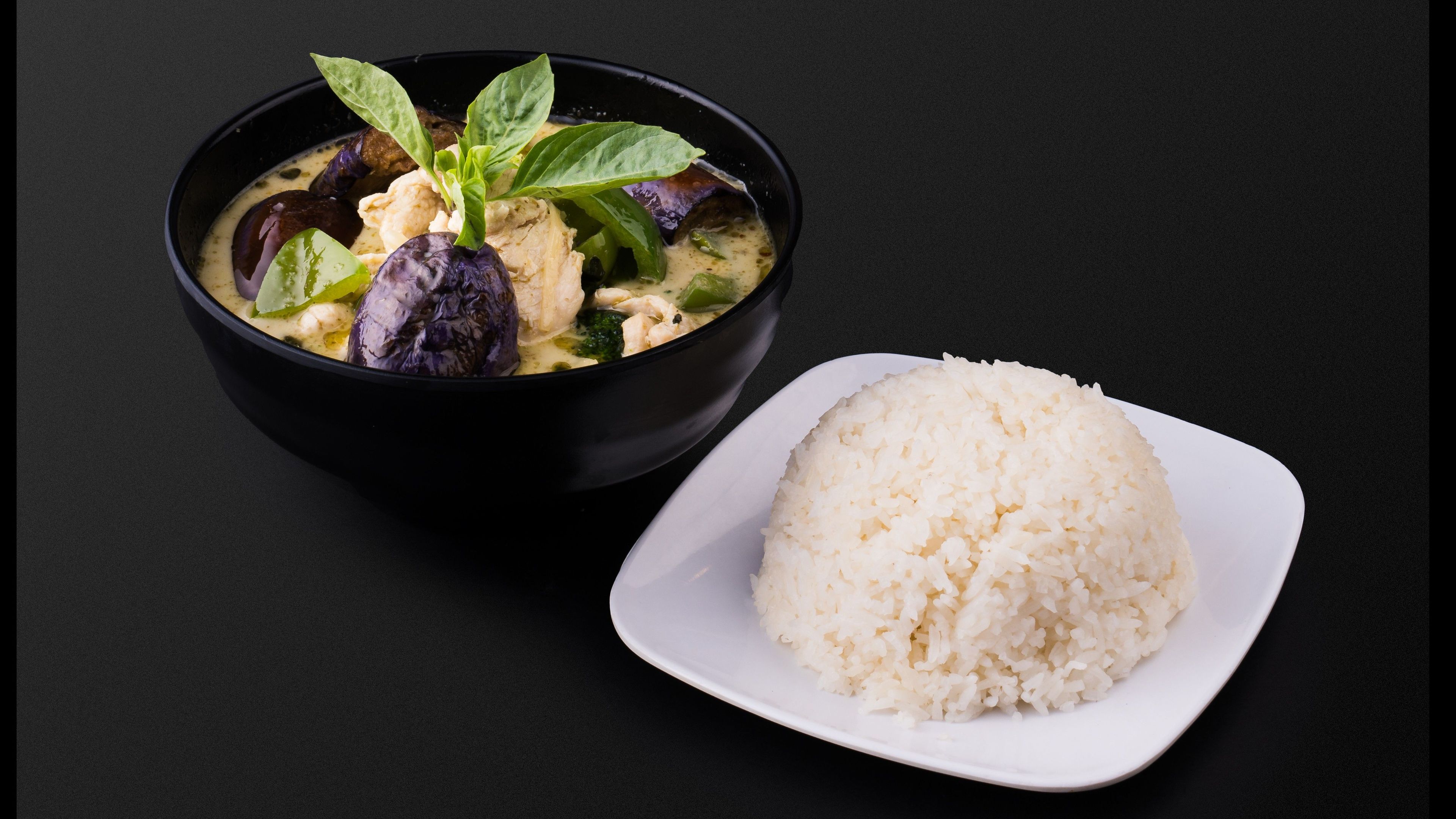C5 Green Curry w/ Rice