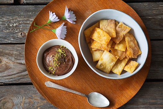 Chocolate Hummus & Cinnamon Chips