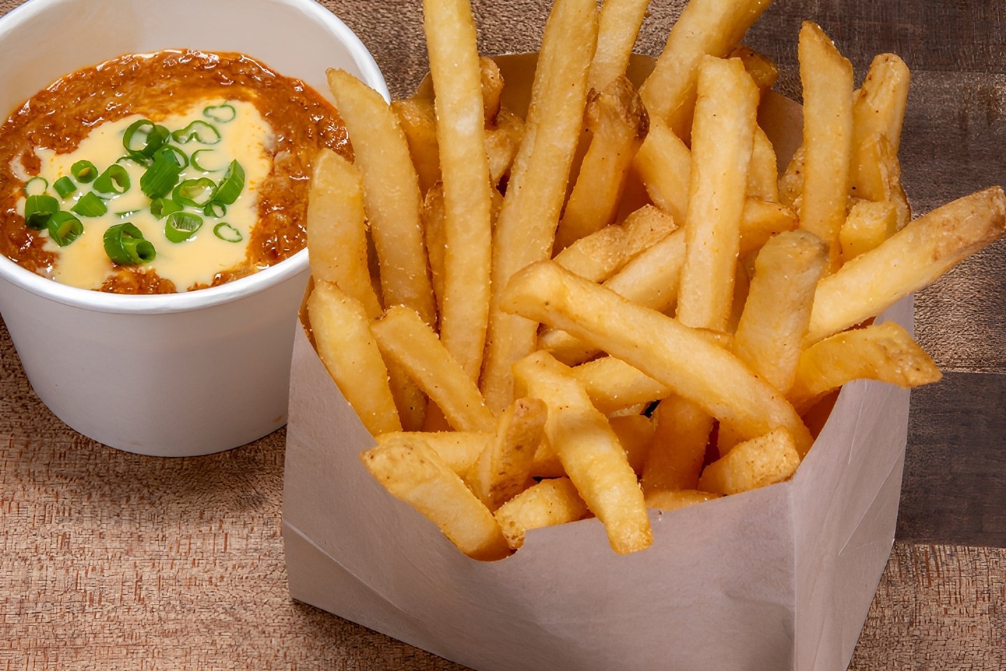 CHILI CHEESE FRIES