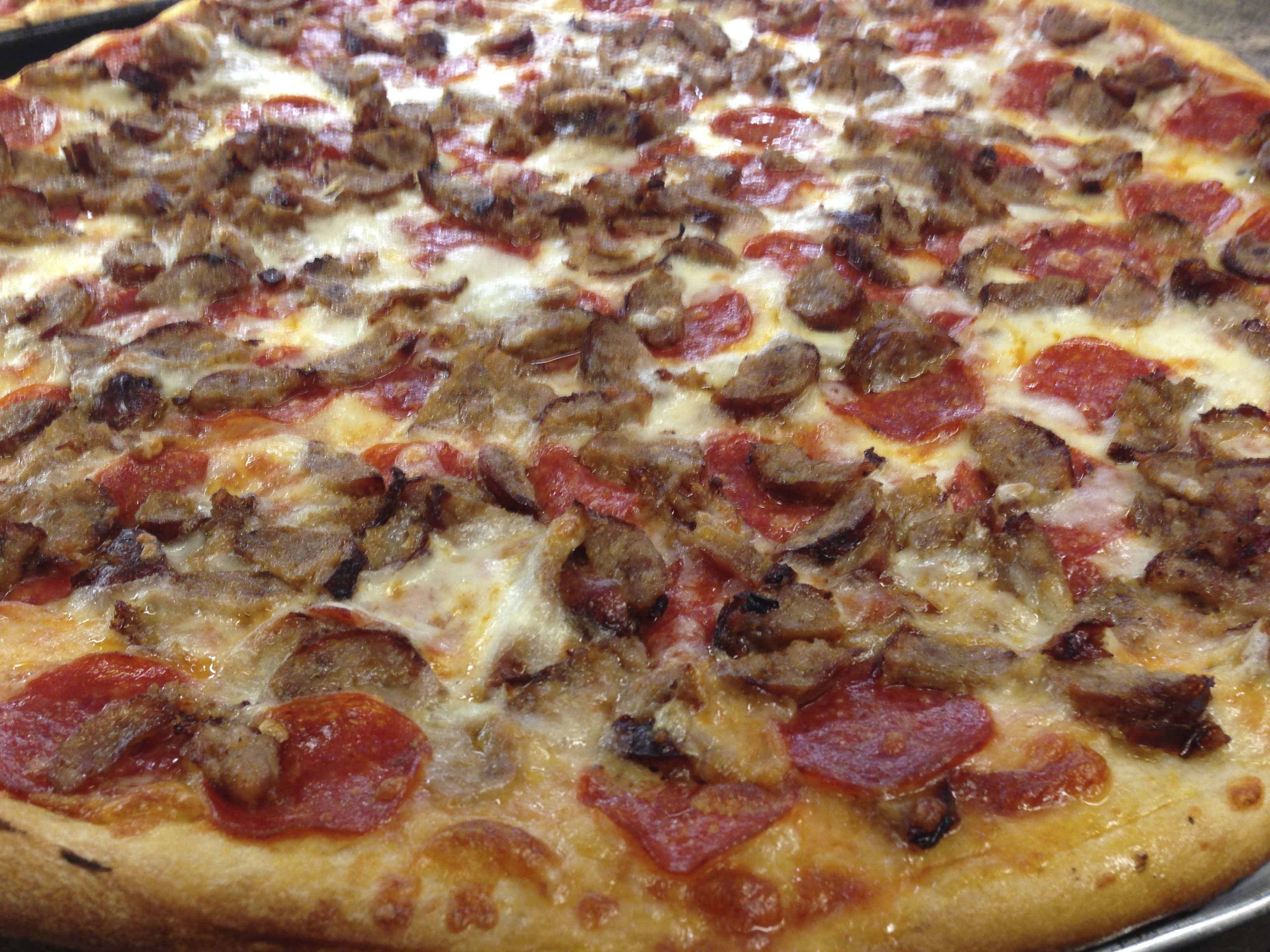 Sausage & Pepperoni   - 18" Round Pie